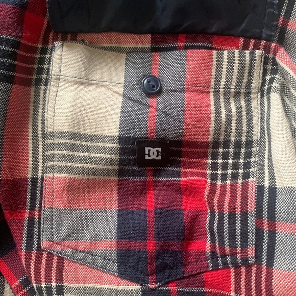 DC (M) - Picture 6 of 14